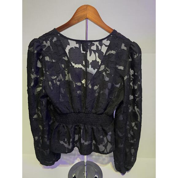 Sincerely Jules Women's Black Sheer Floral Lace Blouse Size S Long Sleeve V-Neck - Picture 2 of 3